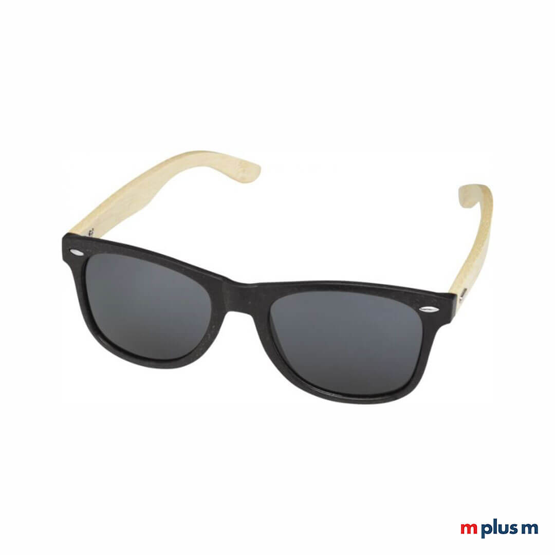 Praktische-schwarze-Sonnenbrille-aus-Bambus-und-Kunststoff-mit-eigener-Werbung-gestalten-RE Günstige schwarze Sonnenbrille mit Bambus und Kunststoff mit eigenem Logo bedrucken
