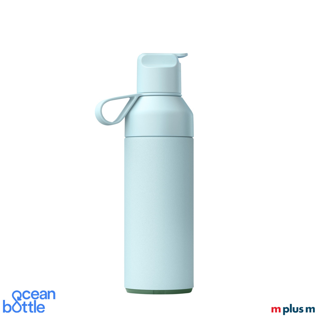 Hellblaue Thermosflasche von Ocean Bottle aus recycelten Flaschen