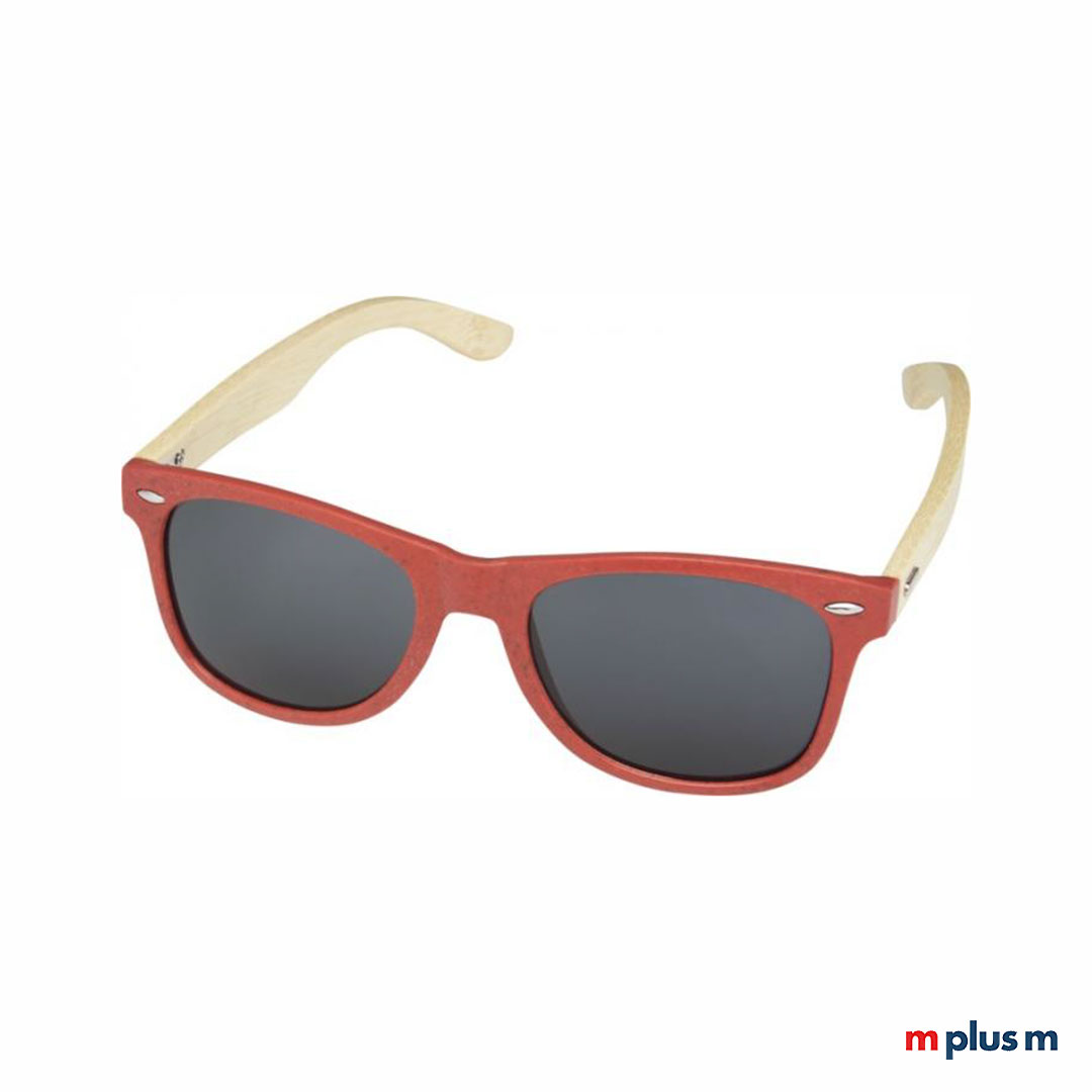 Rote Sonnenbrille mit Bambusbügeln als nachhaltiger Werbeartikel mit eigenem Logo bedrucken.