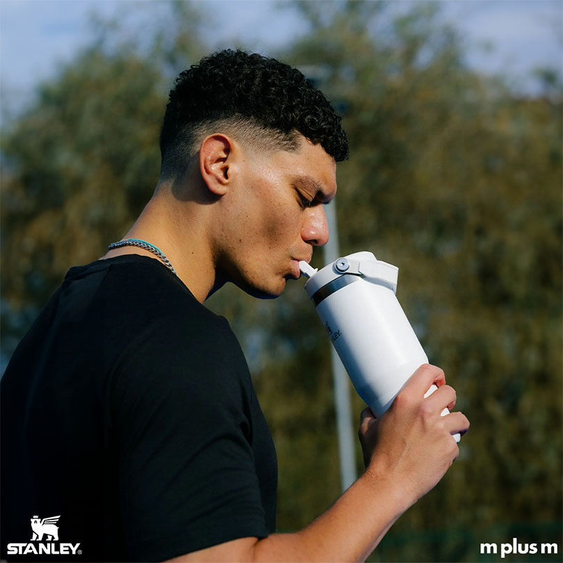 Große Isolierte Sportflasche von Stanley 890ml zum bedrucken