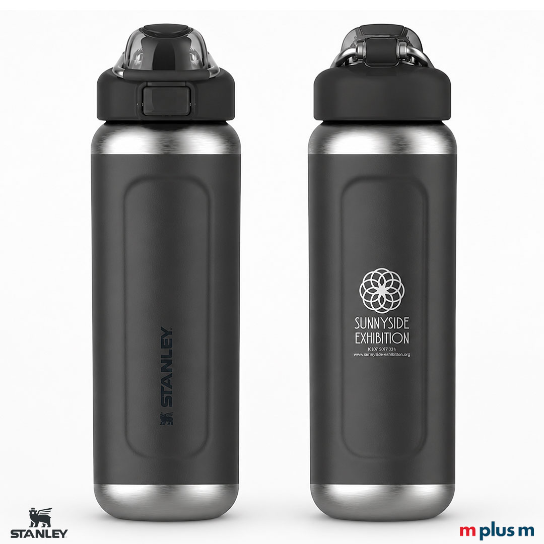 Stanley Classic Wellspring Flasche in Schwarz mit 710 ml Inhalt und Logogravur auf der Rückseite