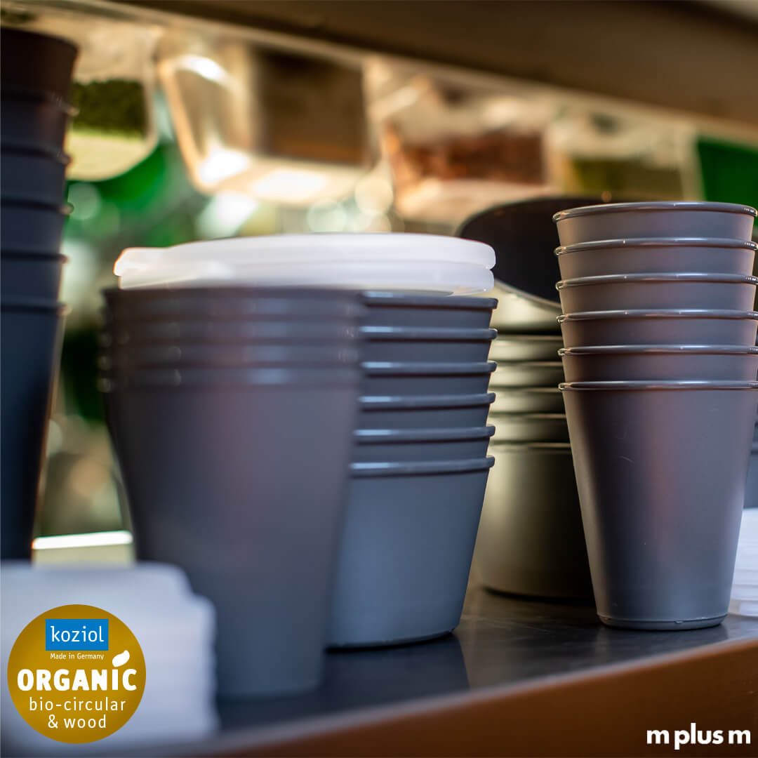 Koziol Move Cup Mehrwegbecher 0,3l & 0,4l Koziol Move Cup Mehrwegbecher 0,3l & 0,4l