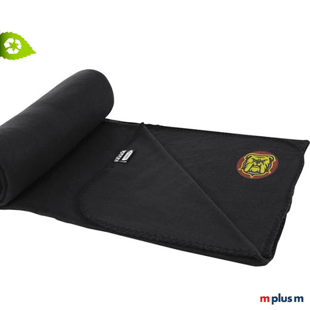 Nachhaltige-Recycling-Polar-Fleecedecke-bedrucken-schwarz Nachhaltige Fleecedecke 'Polar' in der Farbe schwarz. Ab 25 Stück können Sie die Decke bedrucken lassen. Ideales Give Away, toller Werbeartikel und hochwertiges Werbegeschenk
