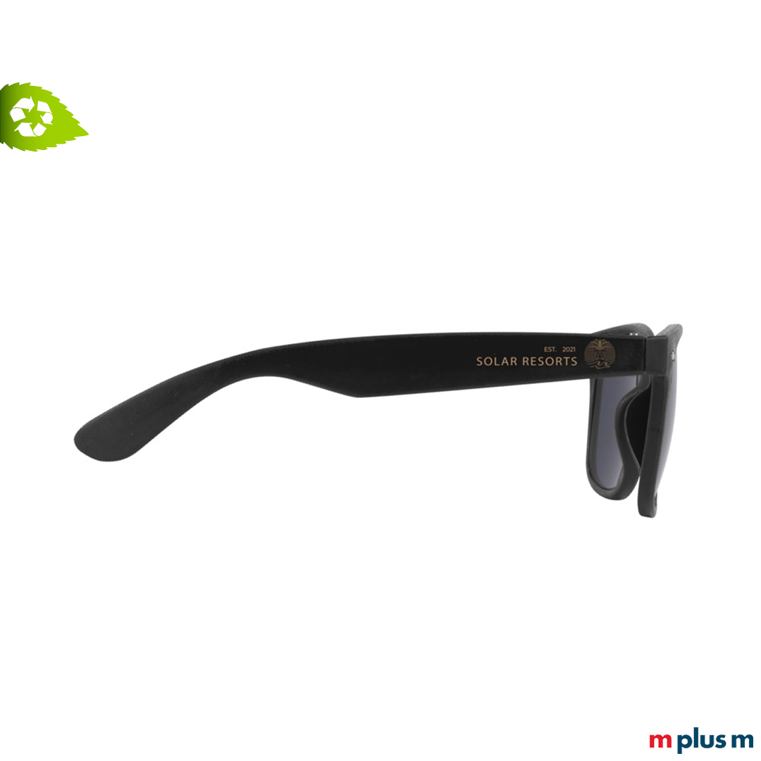 Schwarze nachhaltige Sonnenbrille mit Logo bedrucken