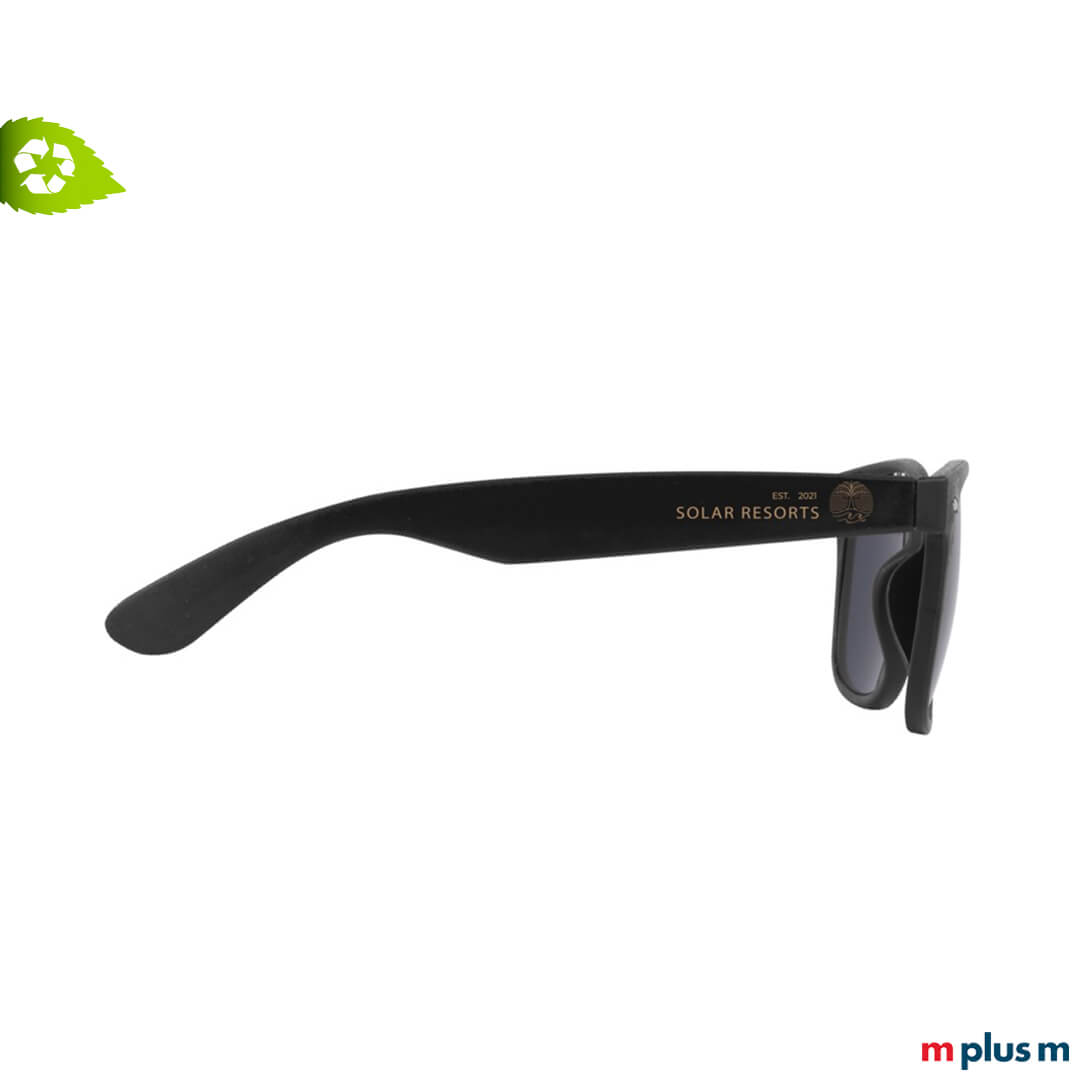 Schwarze nachhaltige Sonnenbrille mit Logo bedrucken Schwarze nachhaltige Sonnenbrille mit Logo bedrucken