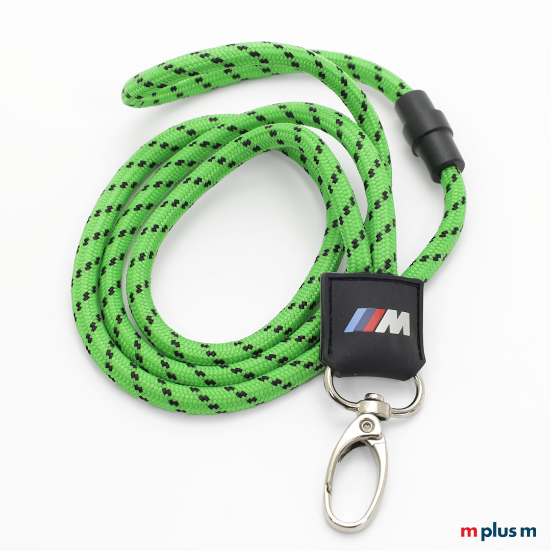 Hochwertiges Kordel Schlüsselband Nautic Rubber Lanyard in Grün mit schwarzen Akzenten und 4c Logo Druck auf Gummi Badge. Ovaler Karabiner (Optional)