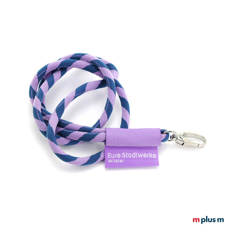 Individualisierung: Zweifarbig gewebte Kordel in Pantone Farben, Logo Etikett und Standard Karabiner Zweifarbig gewebtes Schlüsselband in Tube Webung mit Logo auf Textil Etikett