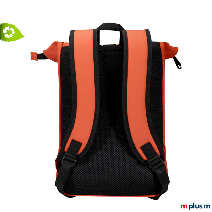 AquaPack Rückenansicht & Tragekomfort Rückseite des AquaPack Rolltop Rucksacks mit gepolstertem Rückenpanel und Schultergurten